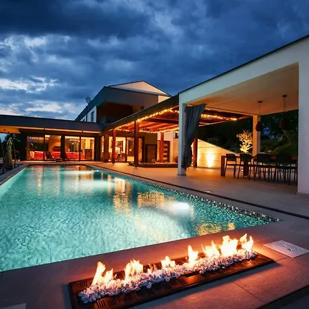 Casa Famiglia Villa